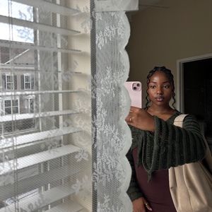 Meet your Posher, Alyssa